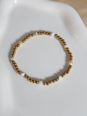 Handmade Shell Beaded Bracelet